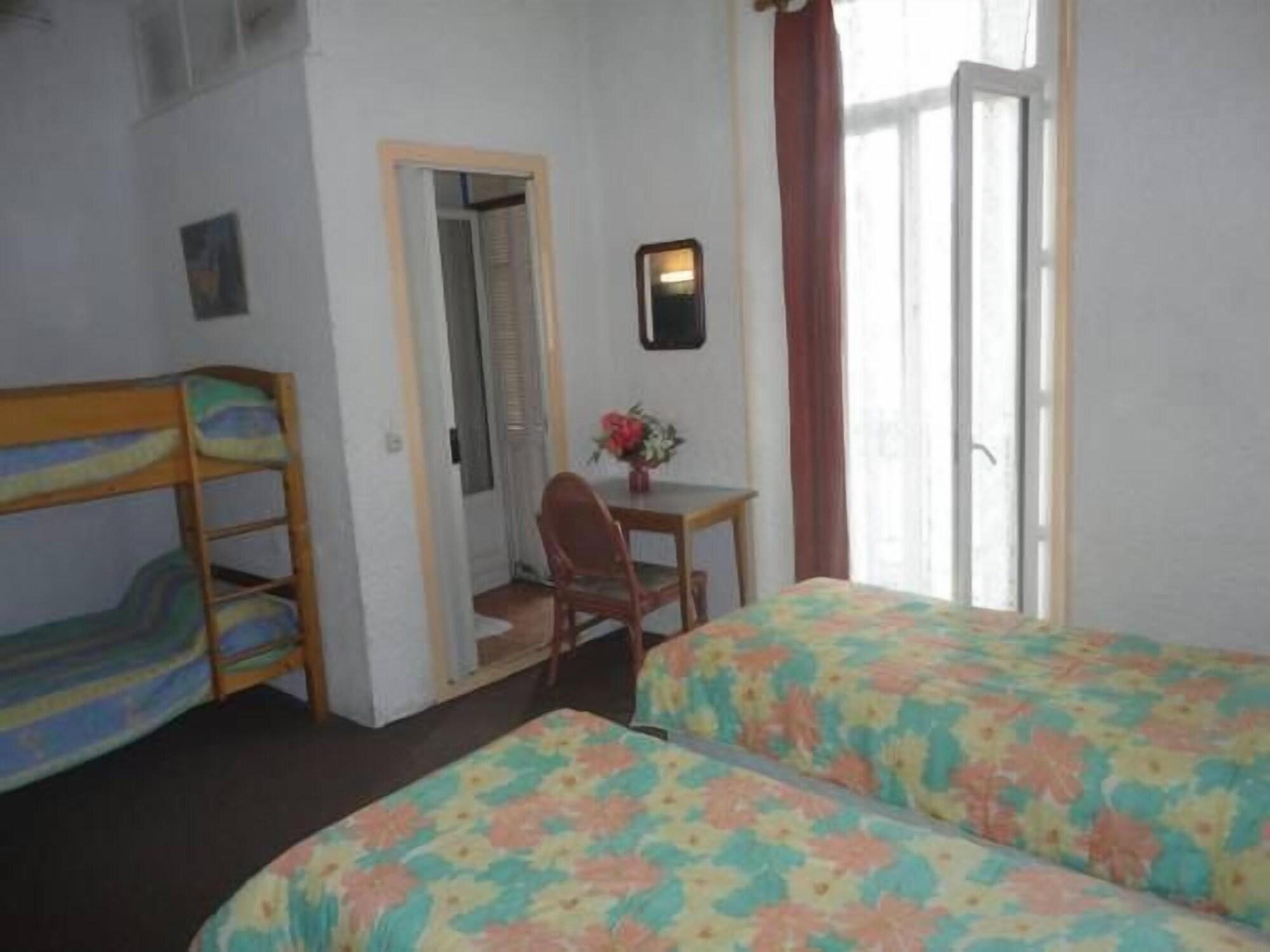 Hotel-Restaurant Le Saint Christophe Lourdes Dış mekan fotoğraf